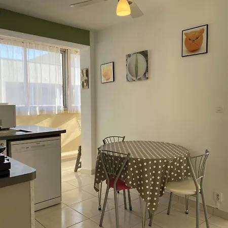T2 Lumineux A Balaruc-les-bains, Proche Thermes, Parking, Wifi, 2 Etoiles - Fr-1-553-130 شقة *