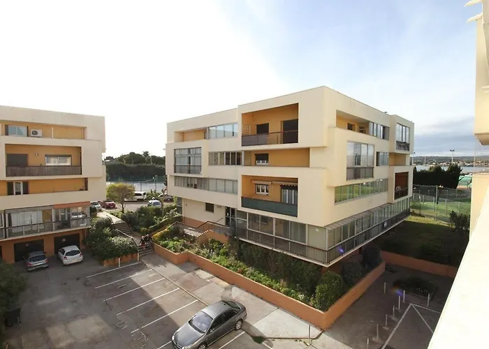 T2 Lumineux à Balaruc-les-bains, Proche Thermes, Parking, Wifi, 2 étoiles - Fr-1-553-130 Balaruc-les-Bains