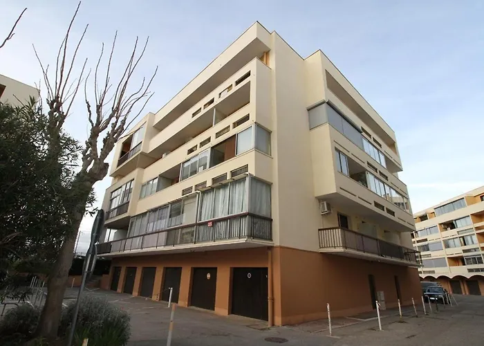T2 Lumineux à Balaruc-les-bains, Proche Thermes, Parking, Wifi, 2 étoiles - Fr-1-553-130 *
